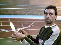 Laurent qui est trs concentr, va lancer son aromodle